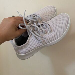 Allbirds Women’s Tree Runners Size 8 White TR W8 Sustainable Everyday Sneaker